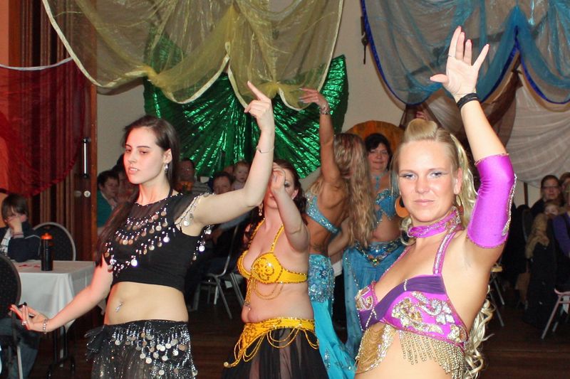 Frauentagsfeier 2011 im Reddelicher Party-Haus