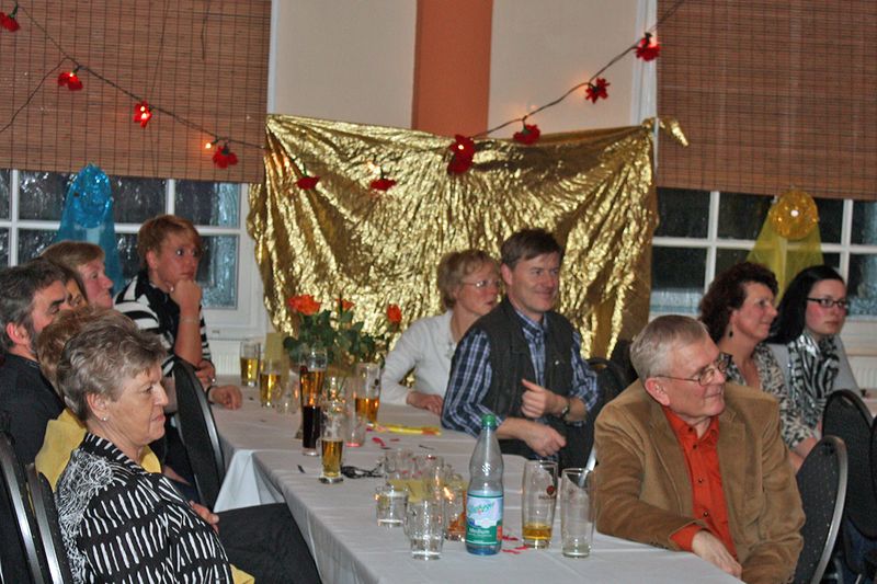Frauentagsfeier 2011 im Reddelicher Party-Haus