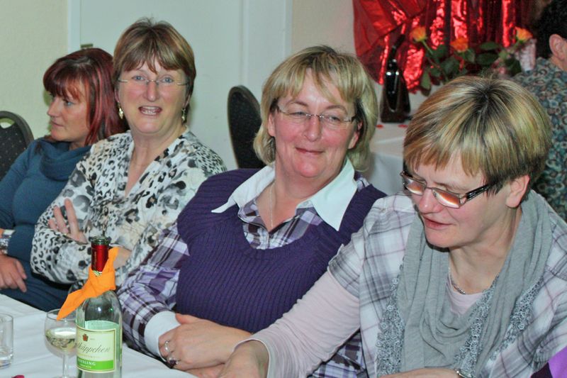 Frauentagsfeier 2011 im Reddelicher Party-Haus