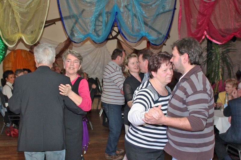 Frauentagsfeier 2011 im Reddelicher Party-Haus